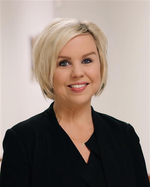 Andrea Anderson 